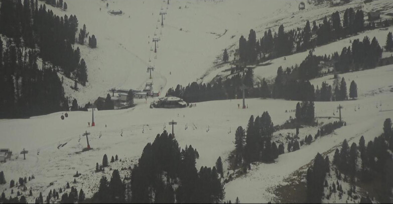 Webcam Pampeago  - Predazzo -  Obereggen - Latemar Berghütte