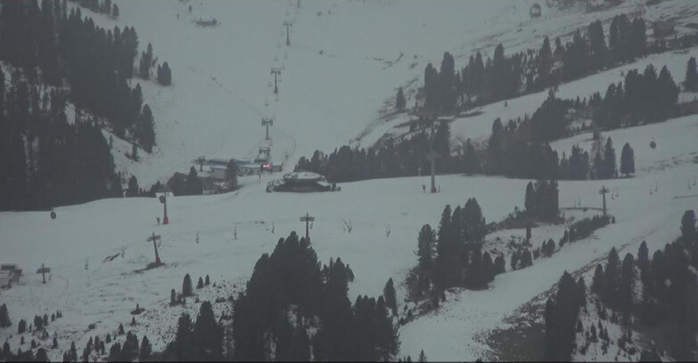 Webcam Pampeago  - Predazzo -  Obereggen - Mountain hut Latemar