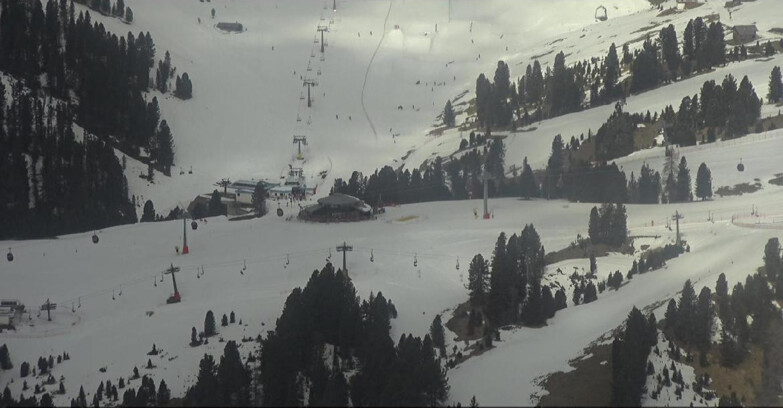 Webcam Pampeago  - Predazzo -  Obereggen - Mountain hut Latemar