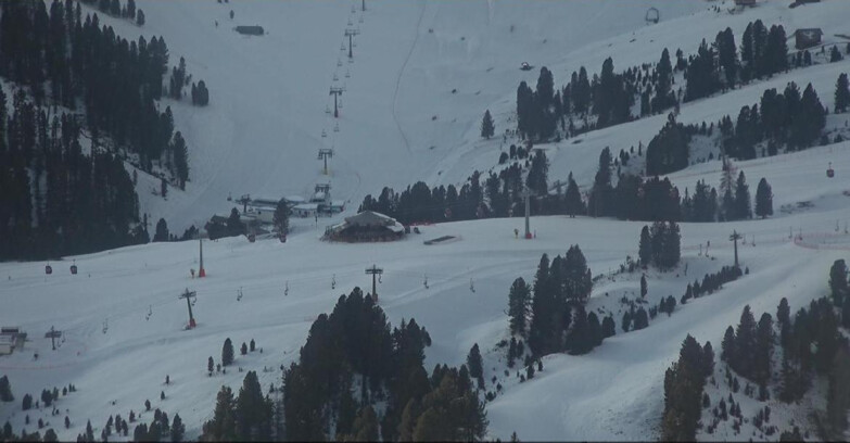 Webcam Pampeago  - Predazzo -  Obereggen - Mountain hut Latemar