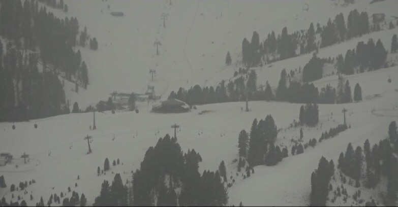 Webcam Pampeago  - Predazzo -  Obereggen - Mountain hut Latemar