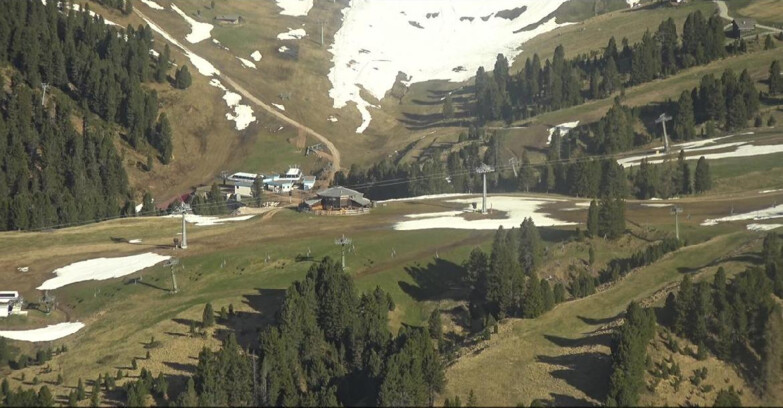 Webcam Pampeago  - Predazzo -  Obereggen - Mountain hut Latemar