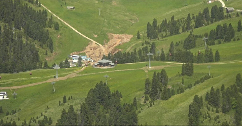 Webcam Pampeago  - Predazzo -  Obereggen - Mountain hut Latemar