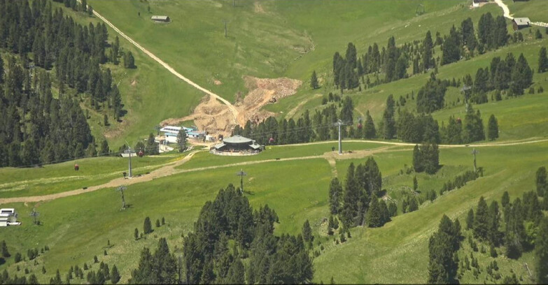 Webcam Pampeago  - Predazzo -  Obereggen - Mountain hut Latemar