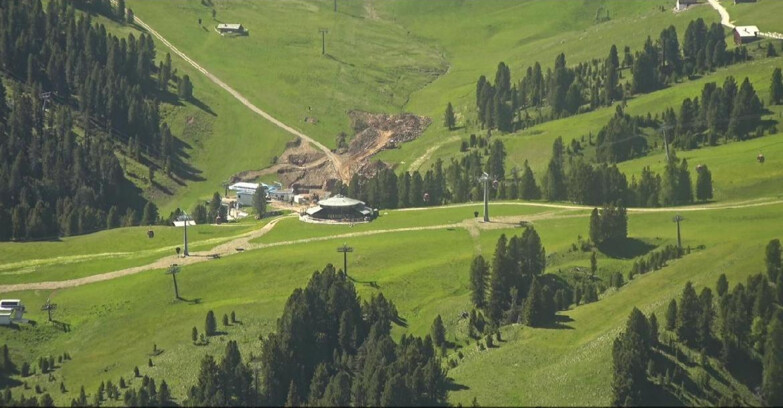 Webcam Pampeago  - Predazzo -  Obereggen - Mountain hut Latemar