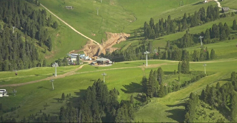 Webcam Pampeago  - Predazzo -  Obereggen - Mountain hut Latemar