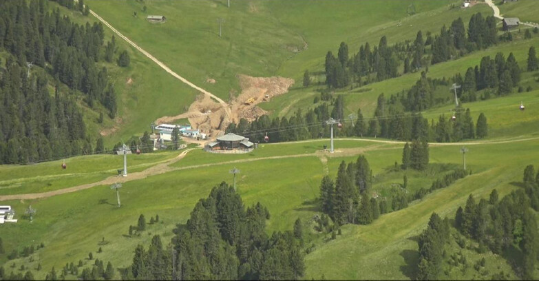 Webcam Pampeago  - Predazzo -  Obereggen - Mountain hut Latemar
