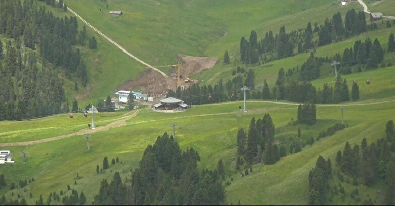 Webcam Пампеаго - Предаццо - Оберегген	 - Mountain hut Latemar