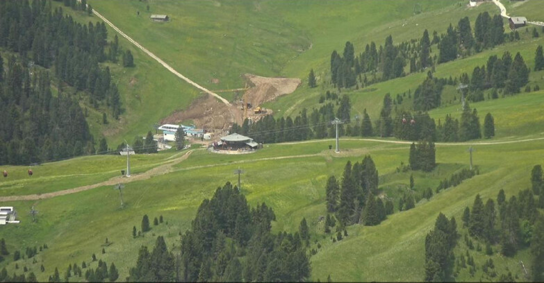 Webcam Пампеаго - Предаццо - Оберегген	 - Mountain hut Latemar