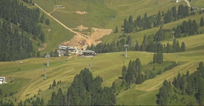 Webcam Pampeago  - Predazzo -  Obereggen - Mountain hut Latemar