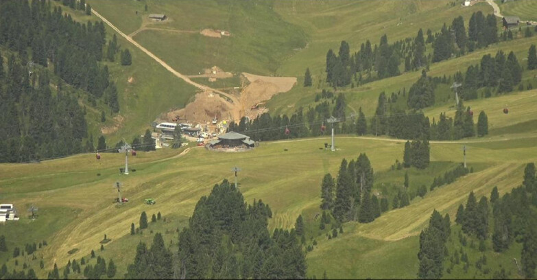 Webcam Pampeago  - Predazzo -  Obereggen - Mountain hut Latemar