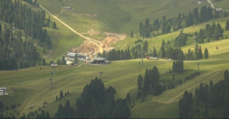 Webcam Pampeago  - Predazzo -  Obereggen - Mountain hut Latemar