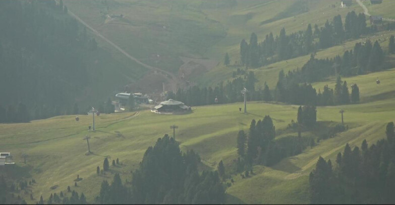 Webcam Pampeago  - Predazzo -  Obereggen - Mountain hut Latemar