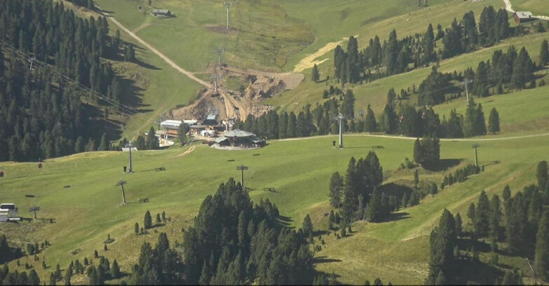 Webcam Pampeago  - Predazzo -  Obereggen - Mountain hut Latemar