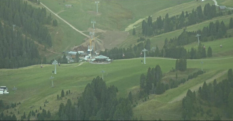 Webcam Pampeago  - Predazzo -  Obereggen - Mountain hut Latemar