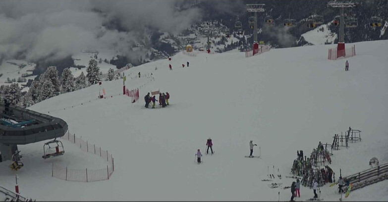 Webcam Alpe Cermis  - Chairlift and slope Lagorai