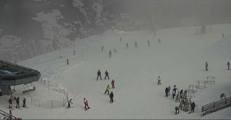 Webcam Alpe Cermis - Chairlift and slope Lagorai