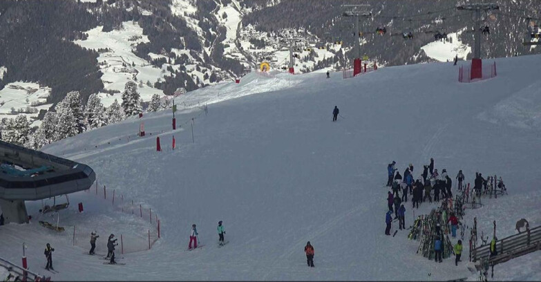 Webcam Alpe Cermis - Chairlift and slope Lagorai