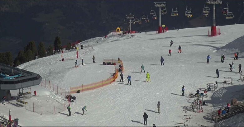 Webcam Alpe Cermis  - Chairlift and slope Lagorai