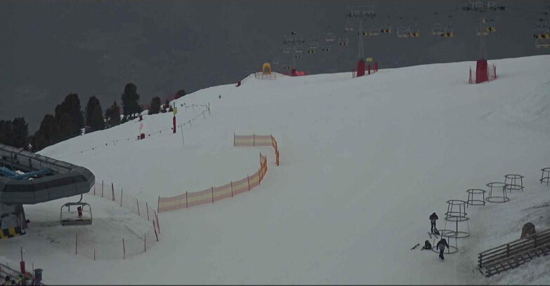 Webcam Alpe Cermis  - Chairlift and slope Lagorai