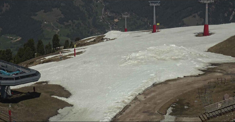 Webcam Alpe Cermis - Chairlift and slope Lagorai