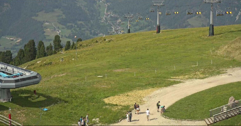Webcam Alpe Cermis - Chairlift and slope Lagorai
