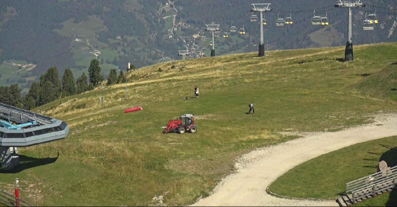 Webcam Alpe Cermis - Chairlift and slope Lagorai