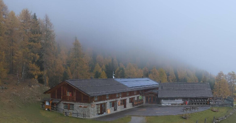 Webcam Pejo 3000 - Rifugio Scoiattolo Webcam Pejo 3000 - Rifugio Scoiattolo