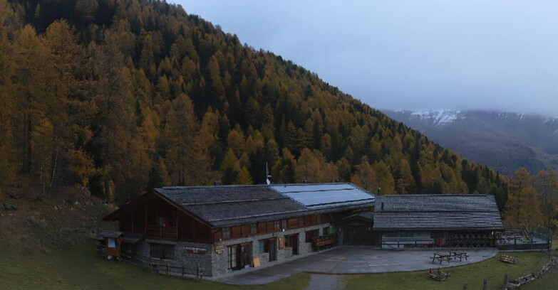 Webcam Pejo 3000 - Rifugio Scoiattolo Webcam Pejo 3000 - Rifugio Scoiattolo