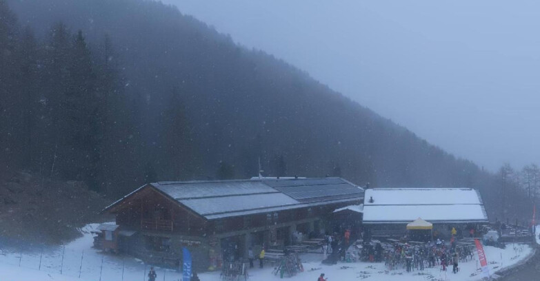 Webcam Пейо 3000 - Rifugio Scoiattolo