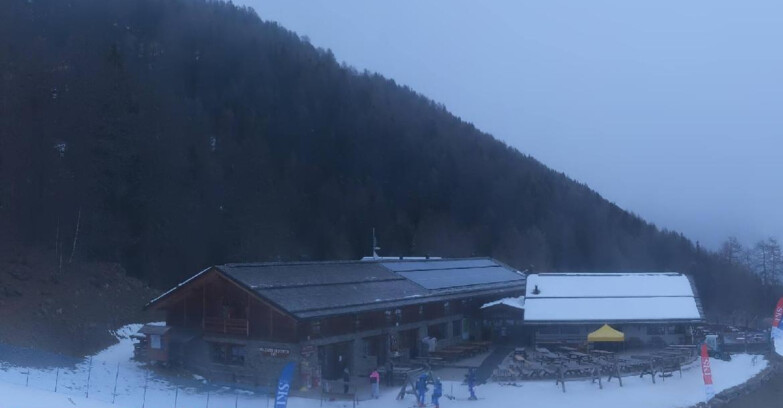 Webcam Пейо 3000 - Rifugio Scoiattolo