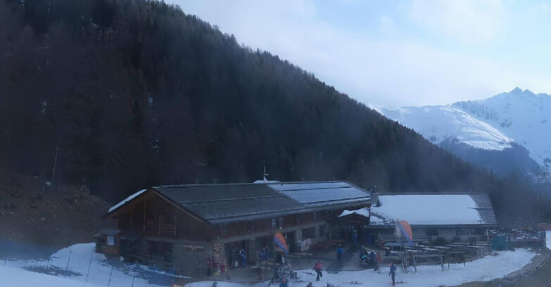 Webcam Пейо 3000 - Rifugio Scoiattolo