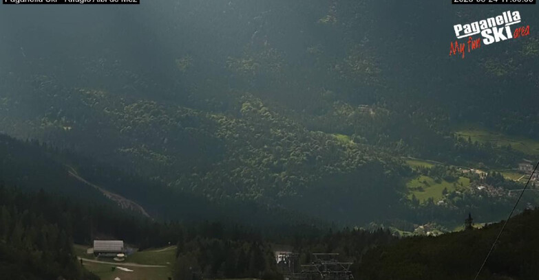Webcam Paganella Ski -Андало-Фаи-делла-Паганелла  -  Rifugio Albi de Mez