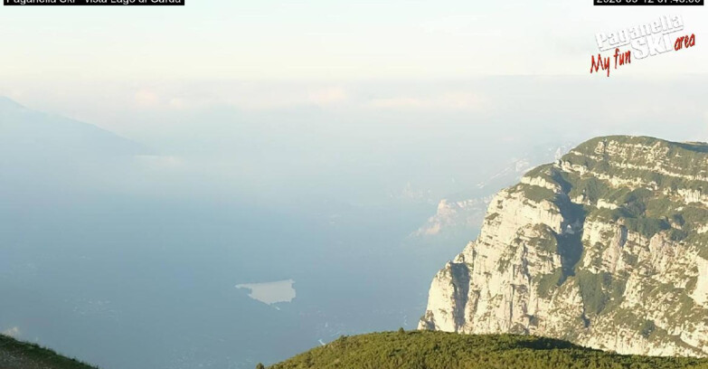 Webcam Paganella Ski -Андало-Фаи-делла-Паганелла  - Vista Lago di Garda