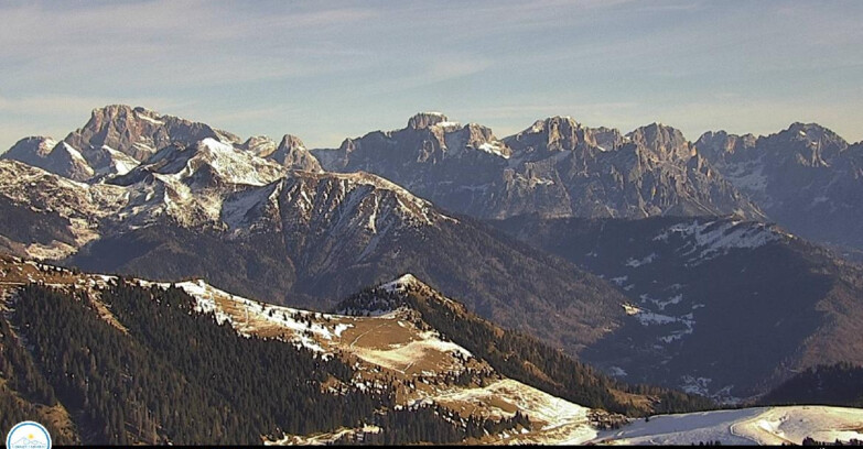 Webcam Passo Brocon-Marande - Brocon Pass and Pale di S.Martino 