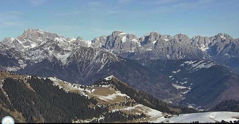 Webcam Passo Brocon-Marande - Brocon Pass and Pale di S.Martino 