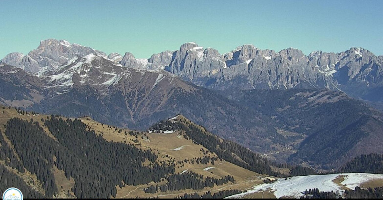 Webcam Passo Brocon-Marande - Brocon Pass and Pale di S.Martino 