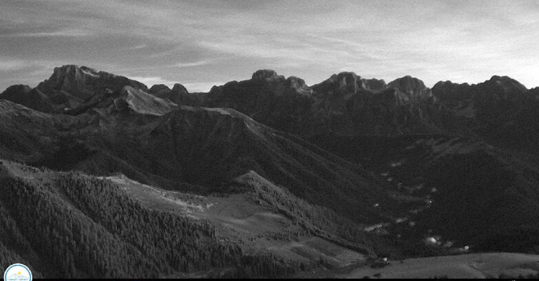 Webcam Маранде - Brocon Pass and Pale di S.Martino 