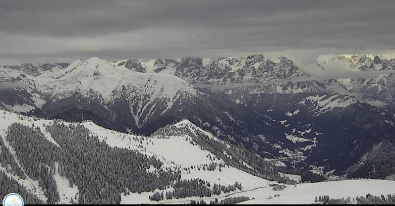 Webcam Passo Brocon-Marande - Brocon Pass and Pale di S.Martino 