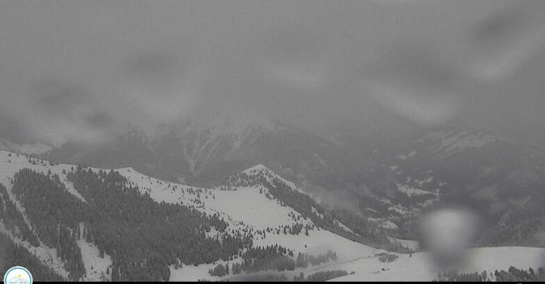 Webcam Passo Brocon-Marande - Passo Brocon e Pale di S.Martino