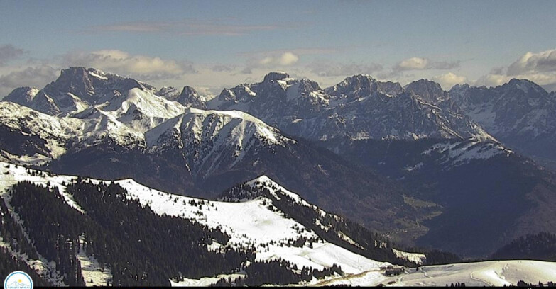 Webcam Passo Brocon-Marande - Brocon Pass and Pale di S.Martino 