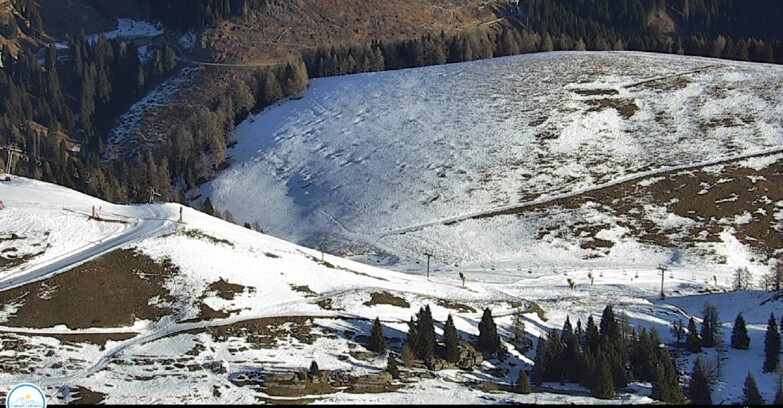 Webcam Passo Brocon-Marande - Chair lift Valfontane