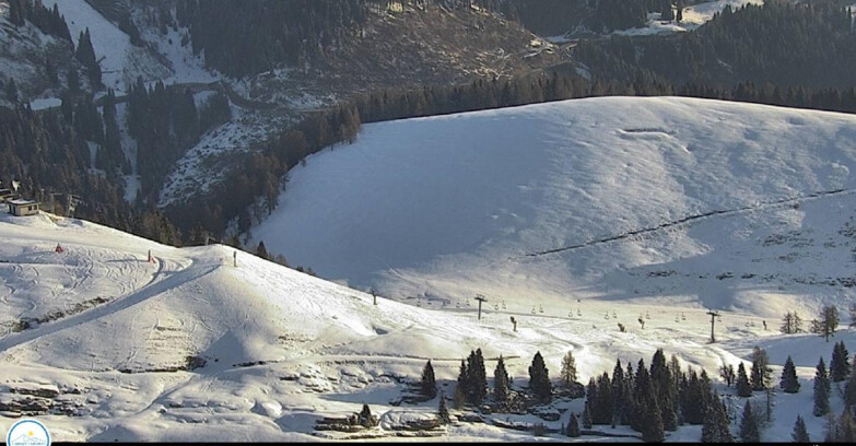 Webcam Passo Brocon-Marande - Chair lift Valfontane
