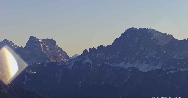 Webcam Passo San Pellegrino-Falcade  - Pelmo e Civetta