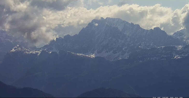 Webcam Passo San Pellegrino-Falcade  - Pelmo e Civetta