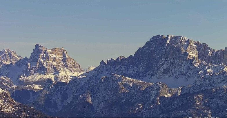 Webcam Passo San Pellegrino-Falcade - Pelmo e Civetta