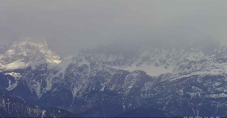 Webcam Passo San Pellegrino-Falcade  - Pelmo e Civetta