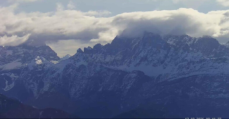 Webcam Passo San Pellegrino-Falcade  - Pelmo e Civetta