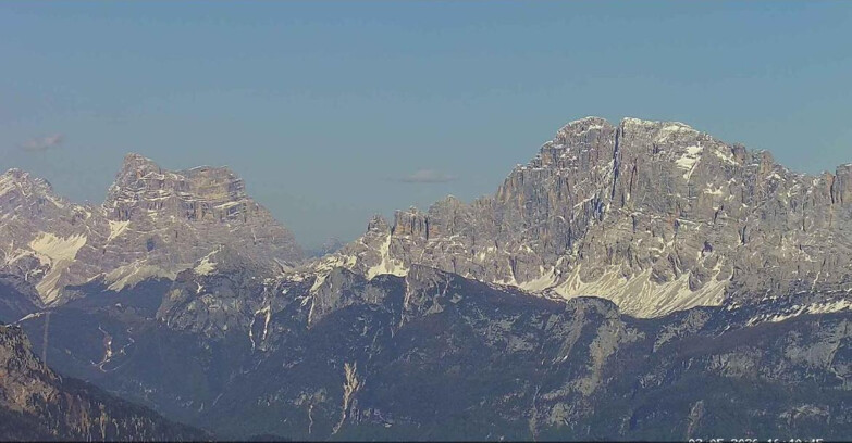 Webcam Passo San Pellegrino-Falcade - Pelmo e Civetta