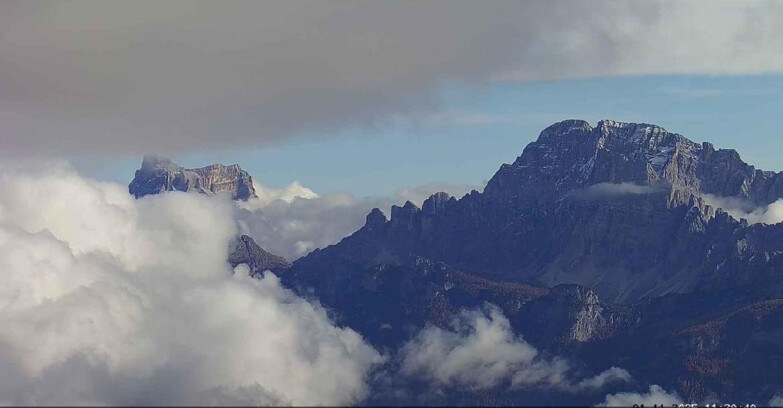 Webcam Passo San Pellegrino-Falcade  - Pelmo